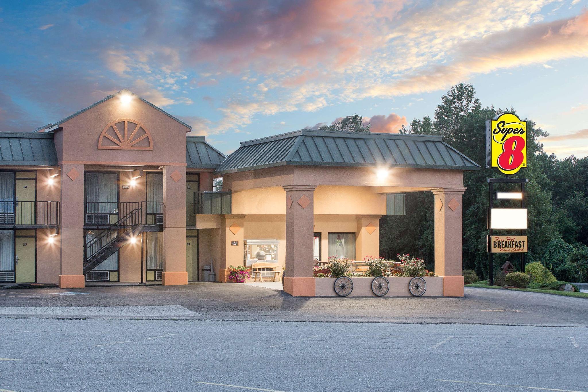 Super 8 By Wyndham Marion Nc Exterior foto