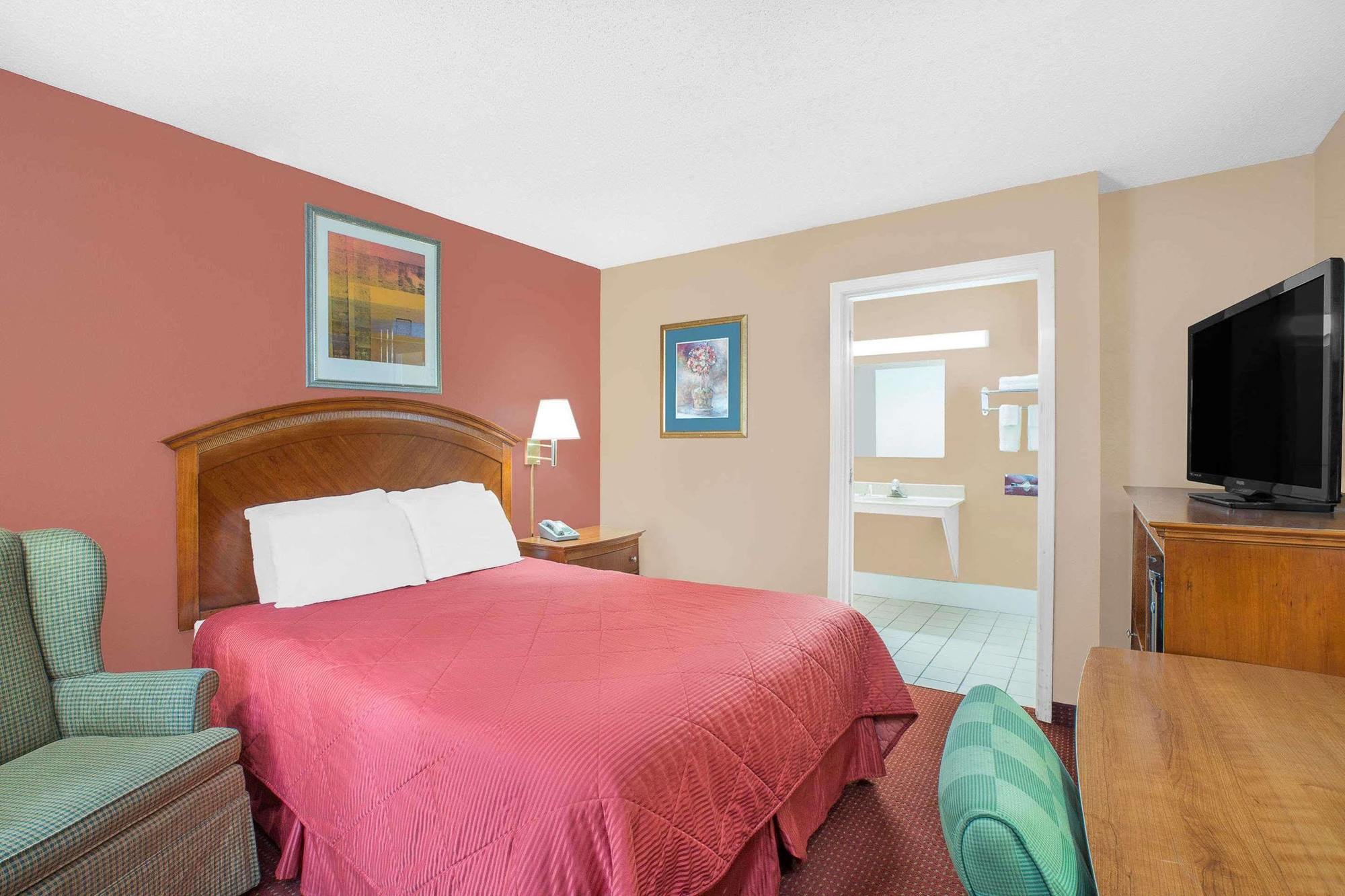 Super 8 By Wyndham Marion Nc Exterior foto